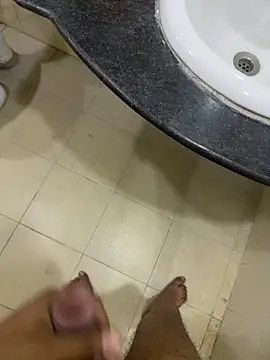 priyansh92924 online show from 04-13-26, 10:37