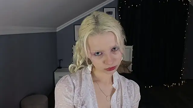 Snapshot of Naomi_Demio chatting on 02-19-26, 09:16 Naomi Demio online show from 02-19-26, 09:16