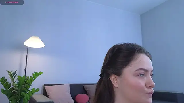 MillaKowal online show from 02-25-26, 06:23