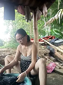 Snapshot of Nuna_689 chatting on 06-19-26, 01:54 Nuna 689 online show from 06-19-26, 01:54