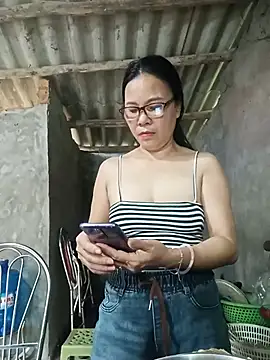 Snapshot of Nuna_689 chatting on 07-11-26, 03:31 Nuna 689 online show from 07-11-26, 03:31