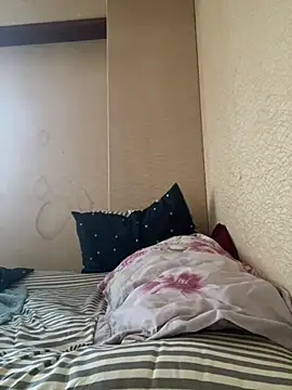 Snapshot of Keola_kwad chatting on 03-03-26, 03:23 Keola kwad online show from 03-03-26, 03:23