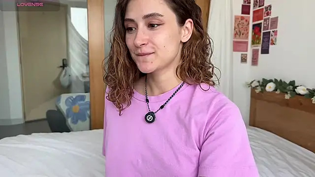 cutiemari online show from 04-04-26, 04:11