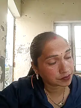 Cute-karisma1234 online show from 03-05-26, 01:56