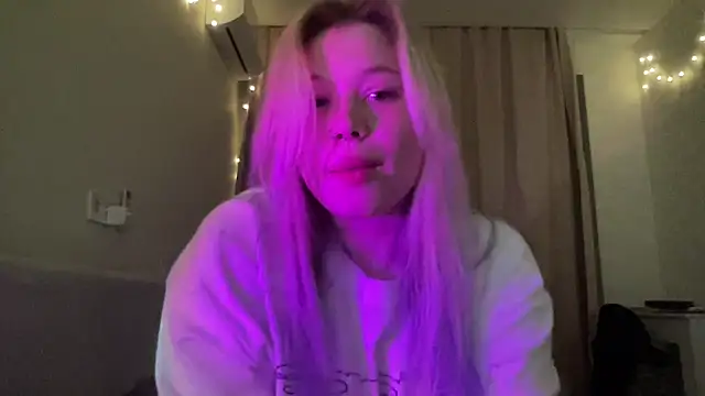 Lulu Di online show from 03-19-26, 09:52