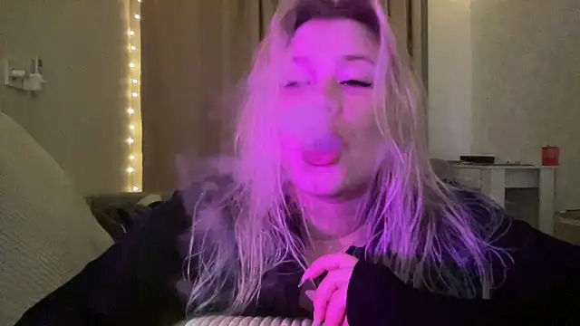 Lulu Di online show from 03-24-26, 09:09