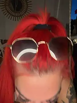 Snapshot of MrsRedFoxy chatting on 06-19-26, 08:34 MrsRedFoxy online show from 06-19-26, 08:34