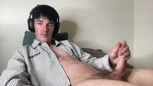 NovaTwinkx online show from 02-01-26, 07:29