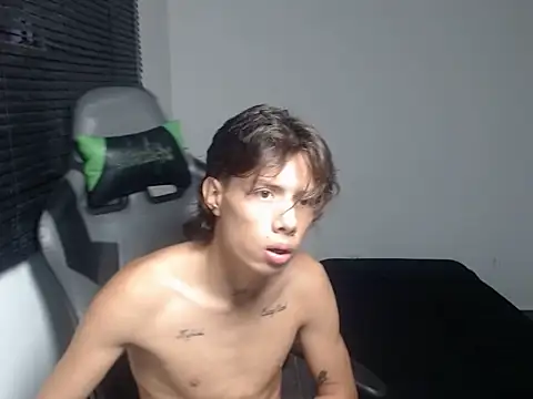 Snapshot of Didi_hard chatting on 02-11-26, 11:59 Didi hard online show from 02-11-26, 11:59