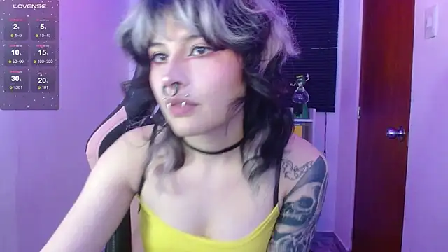 neena nyx  online show from 04-17-26, 10:24