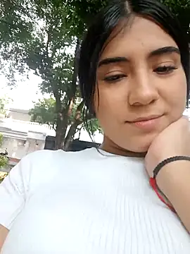 Snapshot of Ailen-cute chatting on 02-07-26, 08:34 Ailen-cute online show from 02-07-26, 08:34