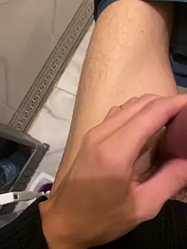 Snapshot of 21yodihh chatting on 03-14-26, 01:55 21yodihh online show from 03-14-26, 01:55