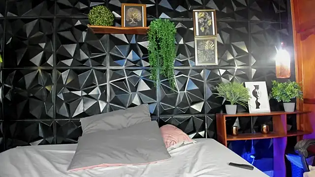 liia marin online show from 03-27-26, 08:26