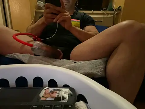 Snapshot of daddydonkey84 chatting on 01-19-26, 10:30 daddydonkey84 online show from 01-19-26, 10:30