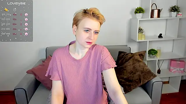 Snapshot of terry_roberrtson chatting on 02-07-26, 02:15 terry roberrtson online show from 02-07-26, 02:15