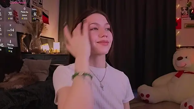 Snapshot of Kendaliby_ chatting on 02-20-26, 01:57 Kendaliby online show from 02-20-26, 01:57