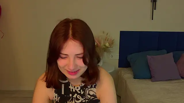 Snapshot of Elis_bb chatting on 04-20-26, 07:15 Elis bb online show from 04-20-26, 07:15