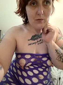 Snapshot of Tiara_XOX chatting on 07-07-26, 10:41 Tiara XOX online show from 07-07-26, 10:41