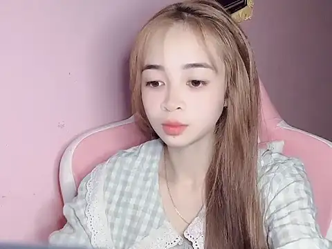 Emily031 online show from 03-06-26, 06:04