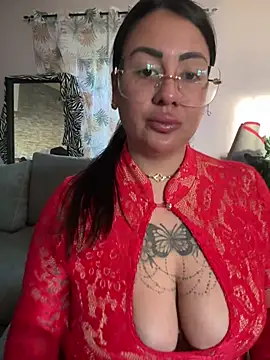 Melissa-suisse online show from 04-15-26, 04:58