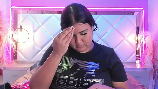 Dojaaiisha online show from 03-20-26, 12:37