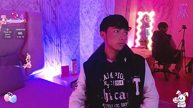 osamu tay online show from 03-25-26, 03:23