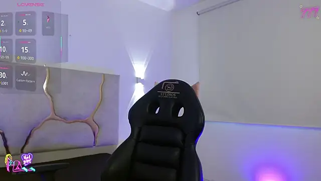 Snapshot of TINY_TAY chatting on 02-16-26, 12:12 TINY TAY online show from 02-16-26, 12:12