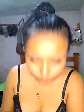 Daniela Cruz  online show from 03-15-26, 05:19