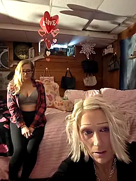 BeautifulFire23 online show from 02-19-26, 04:25