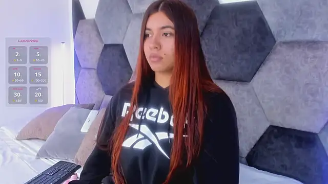 DulceJones online show from 02-04-26, 08:47