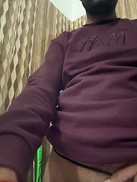 Snapshot of hardlysuck chatting on 02-27-26, 05:40 hardlysuck online show from 02-27-26, 05:40