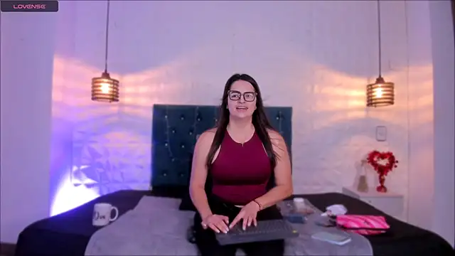 Snapshot of samantha_foxyy chatting on 02-06-26, 12:08 samantha foxyy online show from 02-06-26, 12:08