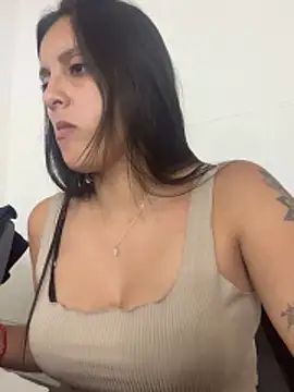 Snapshot of Jimena_luvv chatting on 02-15-26, 03:36 Jimena luvv online show from 02-15-26, 03:36