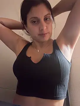 Snapshot of Jimena_luvv chatting on 02-27-26, 01:22 Jimena luvv online show from 02-27-26, 01:22