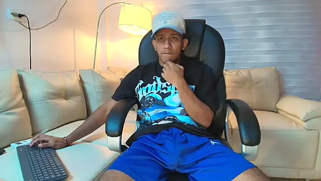 ricky spensar23cm  online show from 04-10-26, 01:55