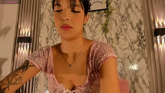 Snapshot of ChloeeMasonn chatting on 07-13-26, 01:03 ChloeeMasonn online show from 07-13-26, 01:03