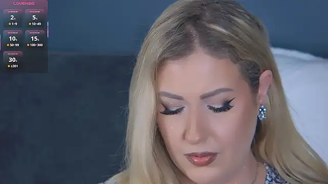 Snapshot of OndinaNoire chatting on 02-12-26, 09:21 OndinaNoire online show from 02-12-26, 09:21