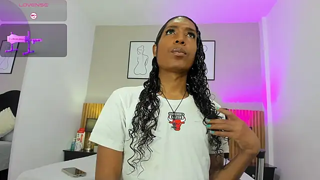 Snapshot of Mia_kheleer chatting on 02-12-26, 05:41 Mia kheleer online show from 02-12-26, 05:41