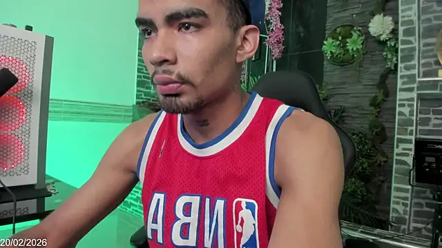 Snapshot of Rpoolrboy chatting on 02-20-26, 07:58 Rpoolrboy online show from 02-20-26, 07:58