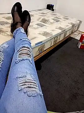 Hotassdildo online show from 02-10-26, 07:51