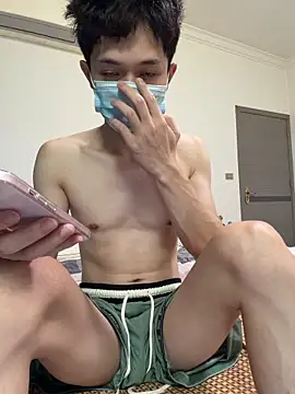 Snapshot of llkiki chatting on 05-18-26, 05:13 llkiki online show from 05-18-26, 05:13