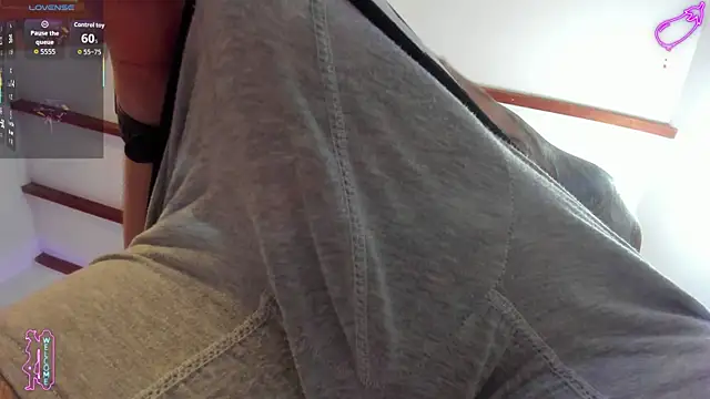 Snapshot of Vlad__night chatting on 07-07-26, 06:47 Vlad night online show from 07-07-26, 06:47
