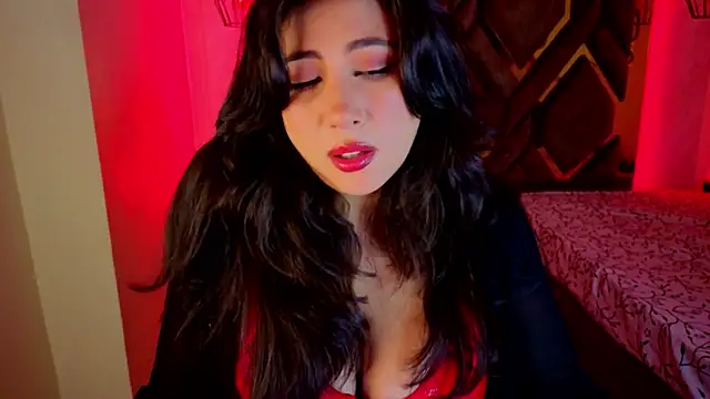 Luvienne online show from 02-21-26, 07:26