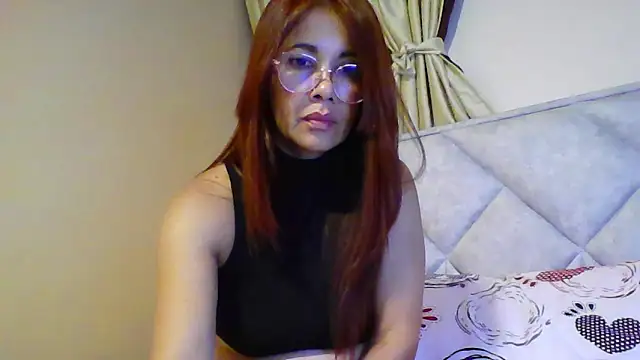 Snapshot of camila_star10 chatting on 04-24-26, 02:14 camila star10 online show from 04-24-26, 02:14