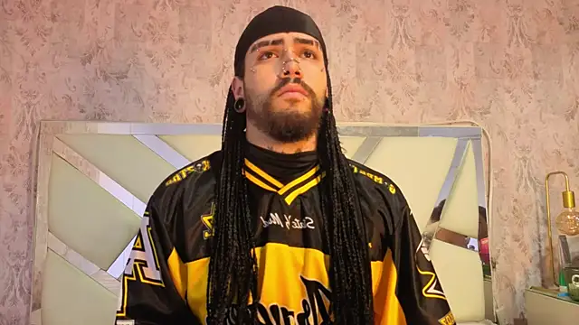 Snapshot of Benny_and_Mark chatting on 02-27-26, 04:12 Benny and Mark online show from 02-27-26, 04:12