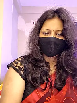 Snapshot of noty_girl2 chatting on 04-28-26, 04:23 noty girl2 online show from 04-28-26, 04:23
