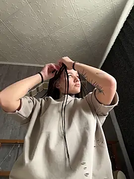 KishaMur online show from 04-15-26, 05:47