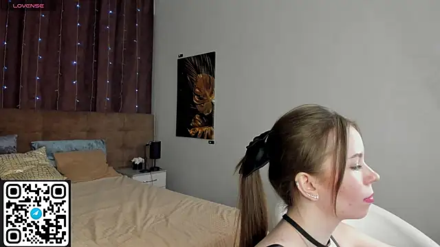 Snapshot of Betty_Andrews chatting on 02-08-26, 09:34 Betty Andrews online show from 02-08-26, 09:34