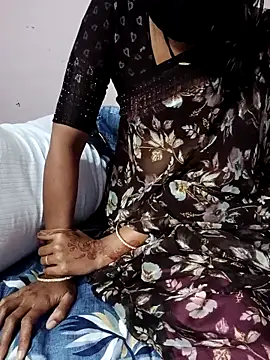 Snapshot of desicpl26 chatting on 02-03-26, 10:31 desicpl26 online show from 02-03-26, 10:31