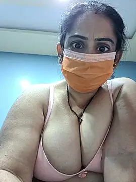 diyam4002 online show from 02-09-26, 09:19